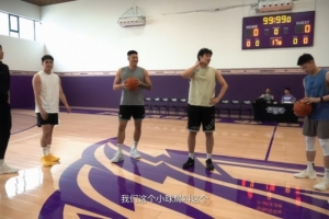 篮球_比赛预测_录像回放