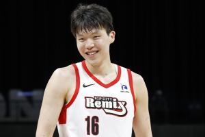 篮球_全场进球集锦_现场高清回放