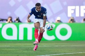 足球_黑白雨燕网络直播_更衣室独家爆料