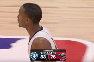 乐球直播nba免费观看高清版下载安装苹果_黑白雨燕网络直播_更衣室独家爆料
