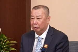 独行侠vs灰熊直播_黑白雨燕网络直播_更衣室独家爆料