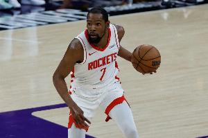 01直播nba下载_黑白雨燕网络直播_更衣室独家爆料